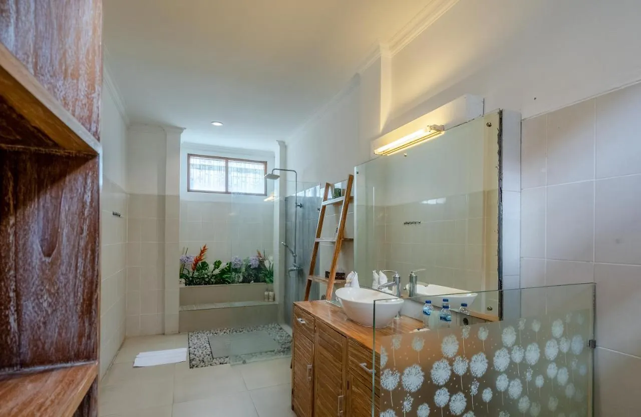 Villa Alleira Seminyak By Best Deals Asia Hospitality  Семиньяк